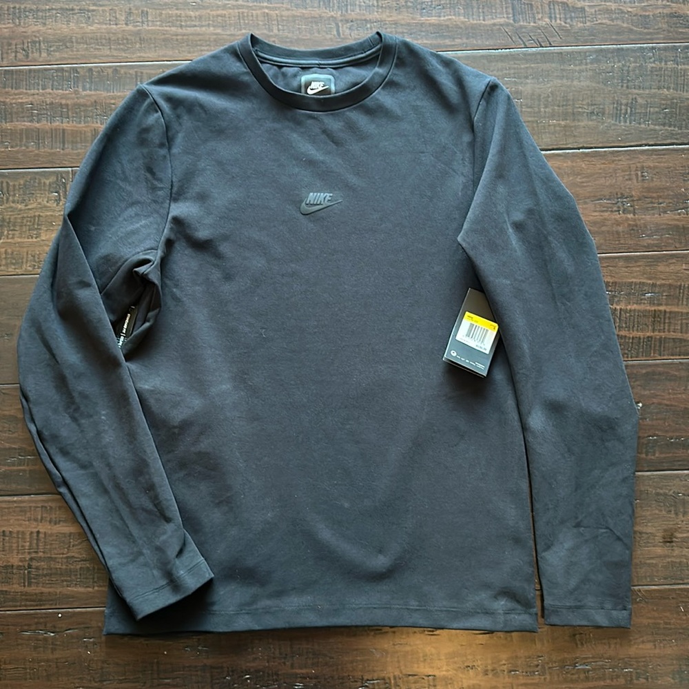 Nike long sleeve sweater